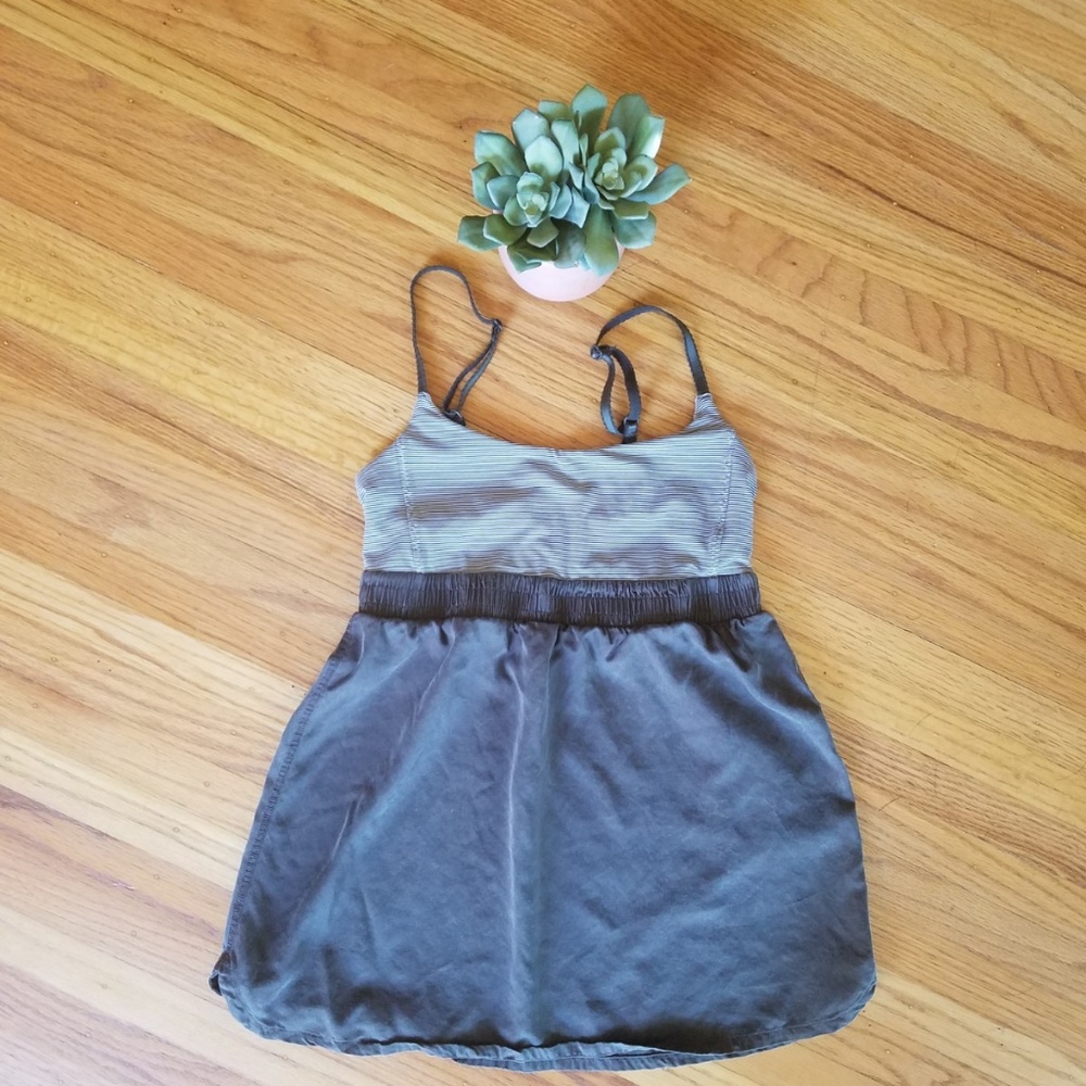 Lululuemon Wee Striped Tank - 4 EUC